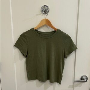 Old Navy Olive Short Sleeve Tee